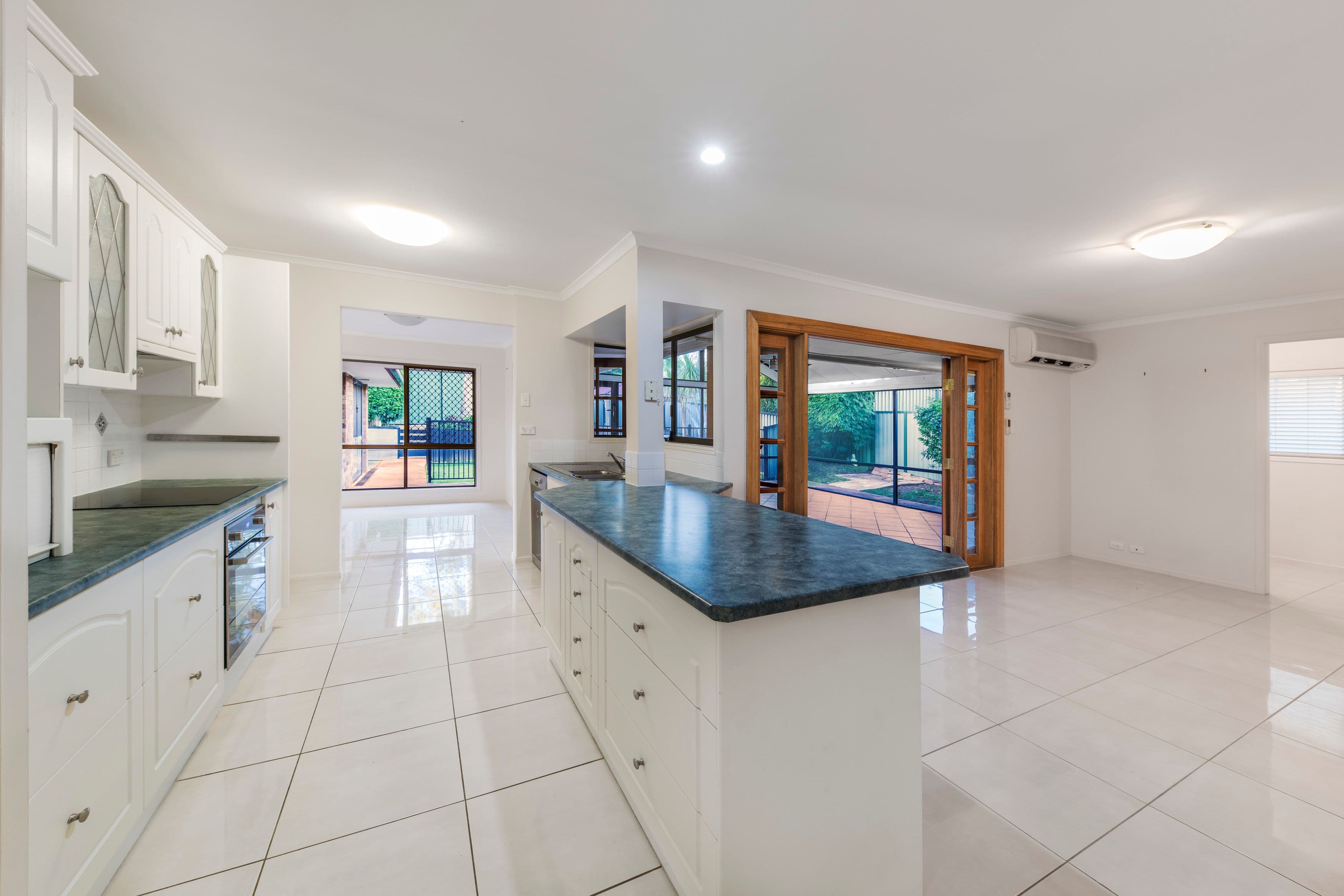3 Ebbro Court, Daisy Hill QLD 4127, Daisy Hill - Thumbnail 3