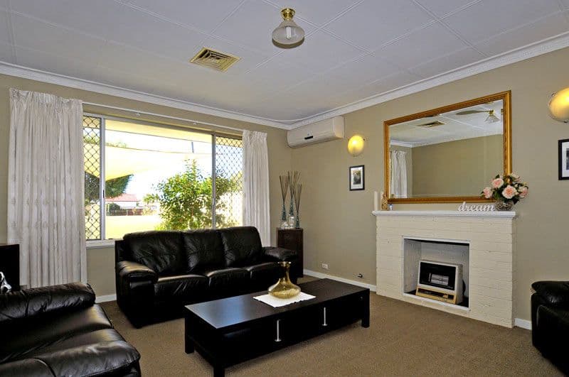 1 Farley Way, BAYSWATER WA 6053, Bayswater - Image 1