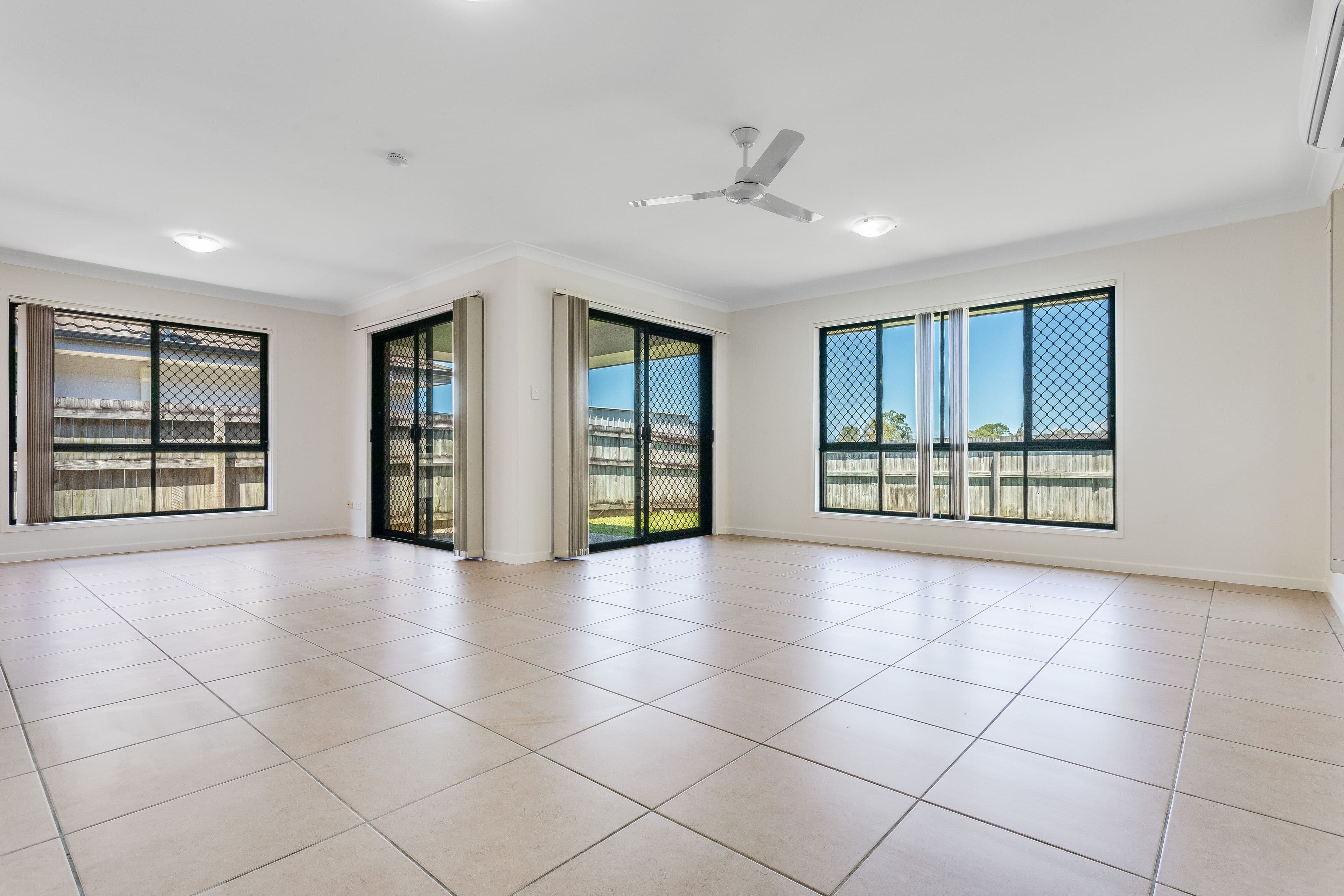 17A Diane Parade, Kallangur QLD 4503, Kallangur - Thumbnail 3