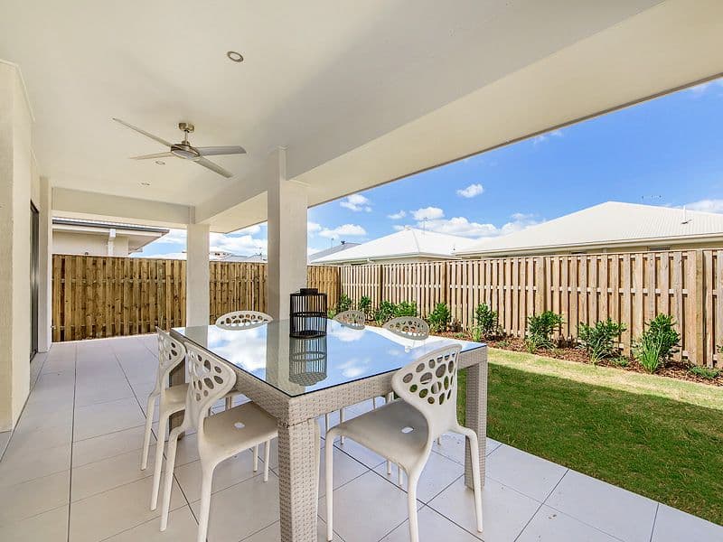 66 Hillstone Crescent, MAUDSLAND QLD 4210, Maudsland - Thumbnail 2
