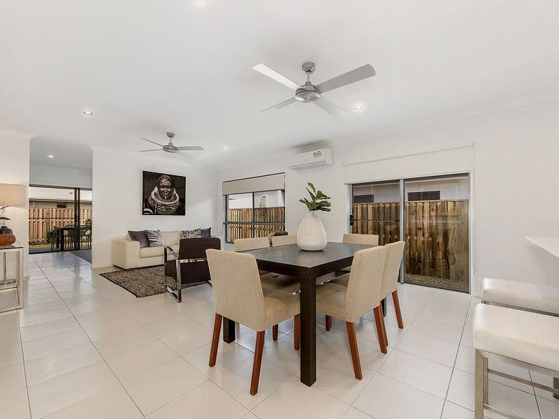 66 Hillstone Crescent, MAUDSLAND QLD 4210, Maudsland - Thumbnail 4