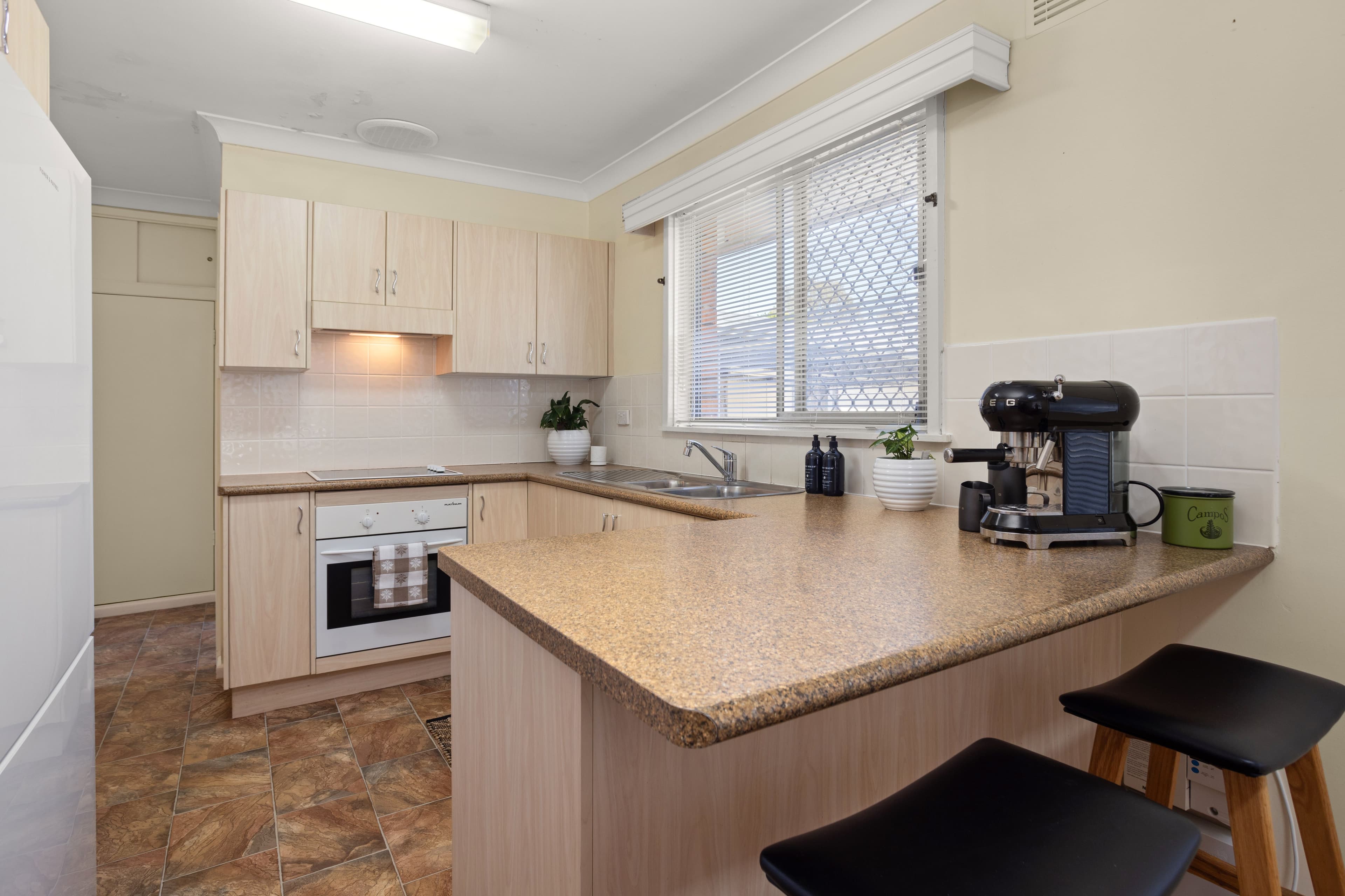 42 Wells Street, Taree NSW 2430, Taree - Thumbnail 3