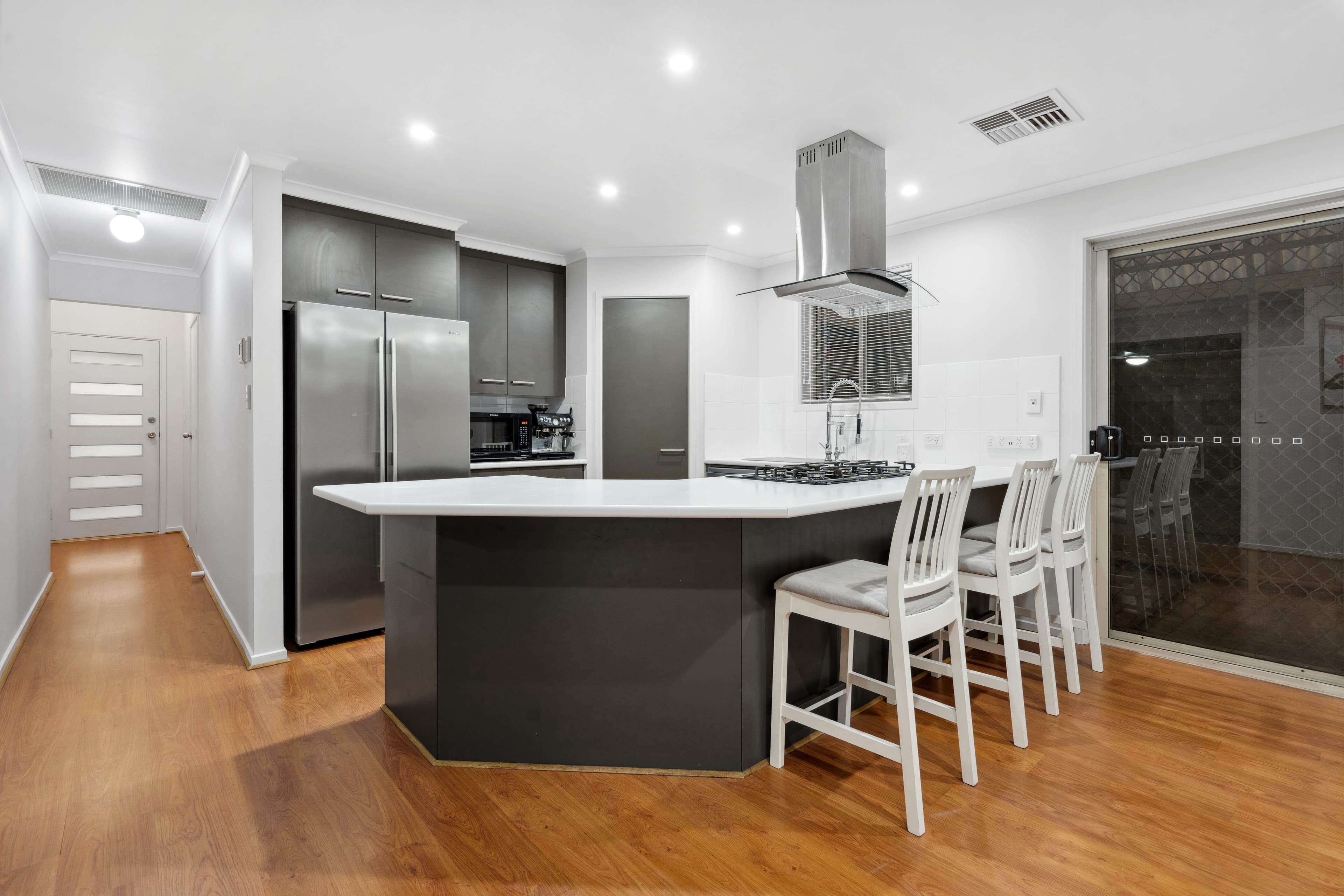 9 Cedar Avenue, Royal Park SA 5014, Royal Park - Thumbnail 4