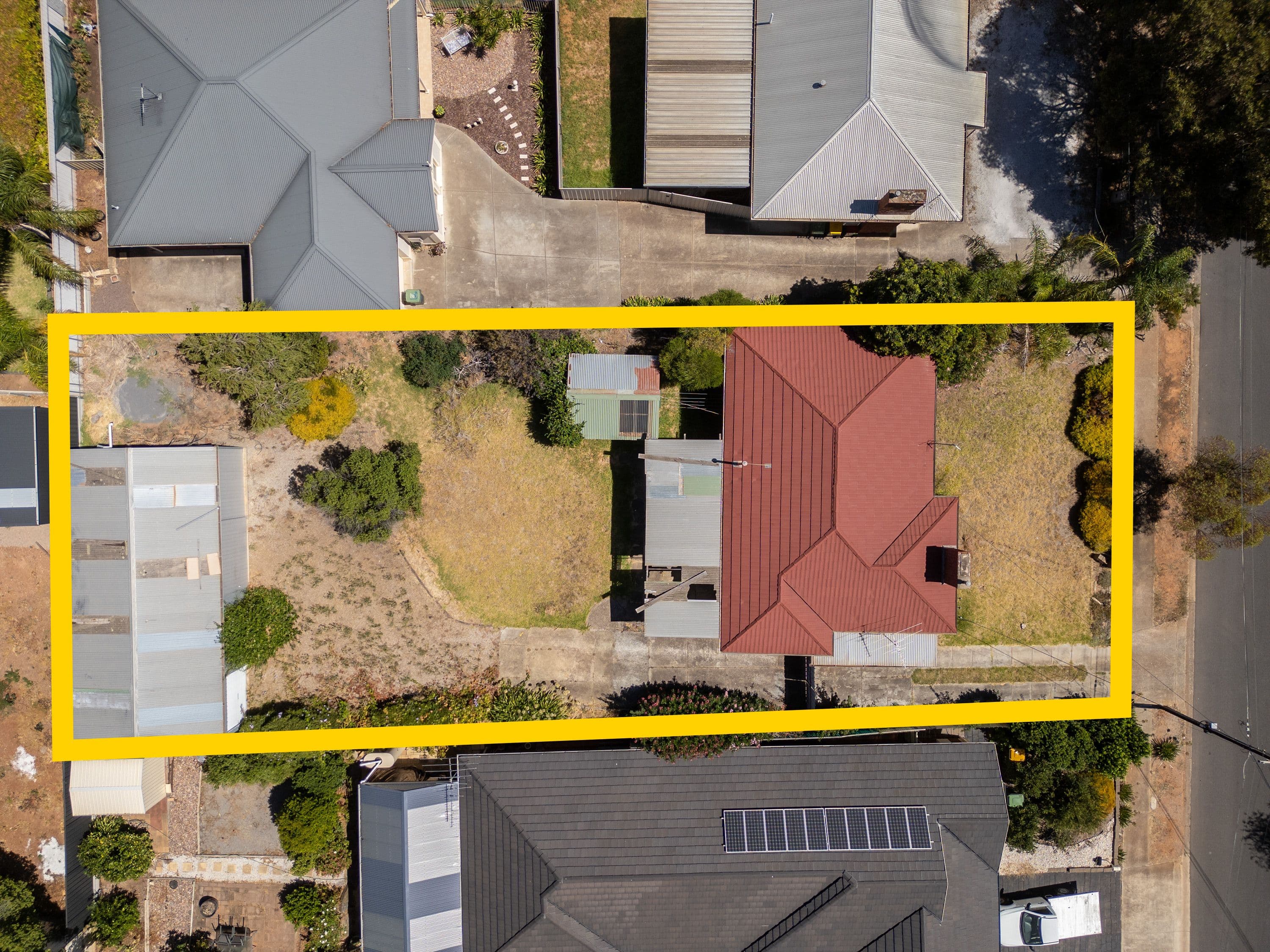 10 Russell Avenue, Seacombe Gardens SA 5047, Seacombe Gardens - Thumbnail 2