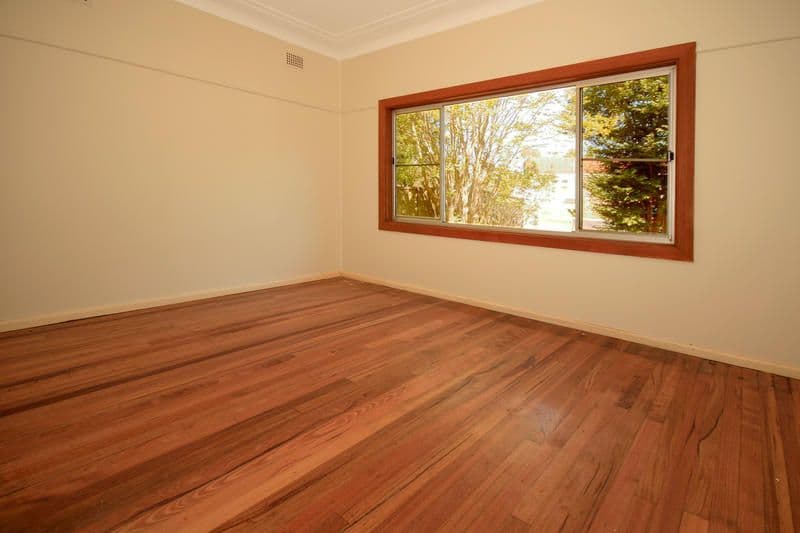 33 Bullecourt Avenue, ENGADINE NSW 2233, Engadine - Thumbnail 8