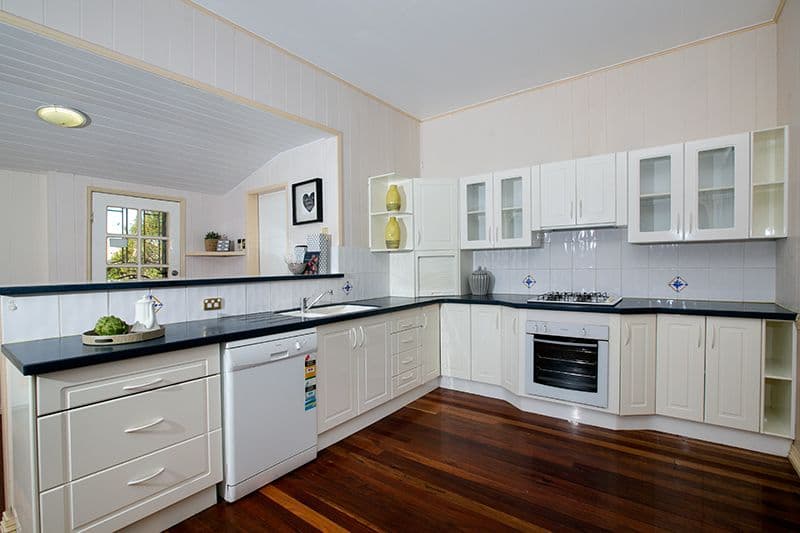 44 Llewellyn Street, KANGAROO POINT QLD 4169, Kangaroo Point - Thumbnail 8