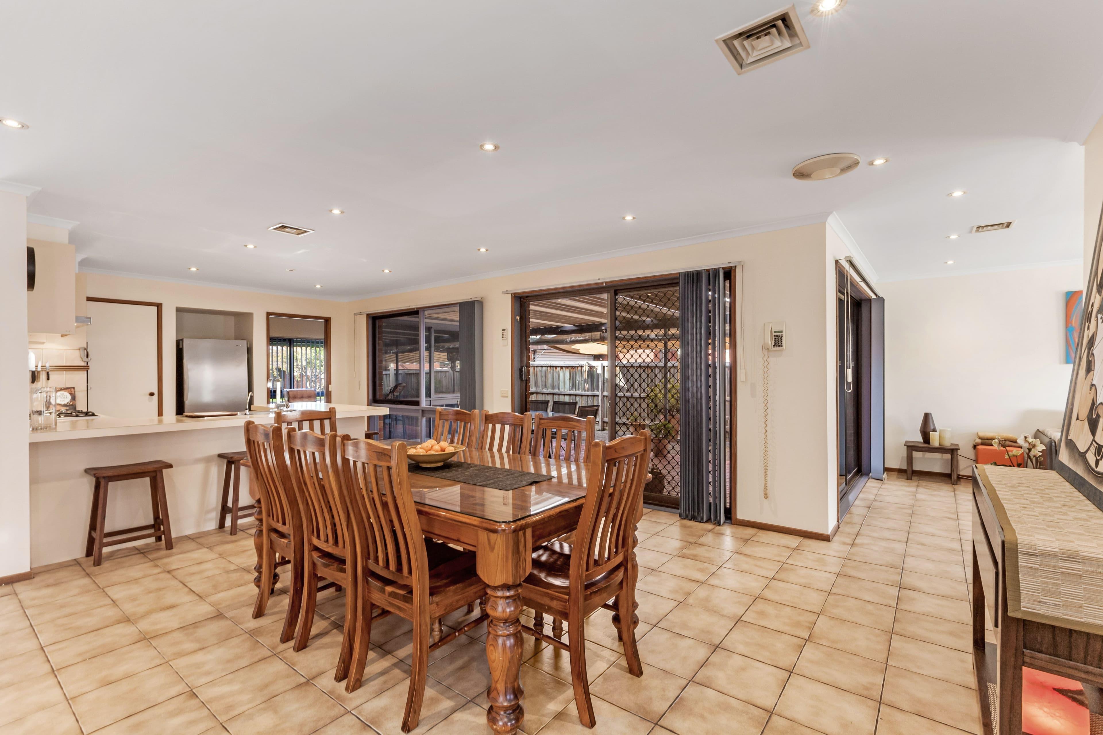 43 Moorhead Drive, Mill Park VIC 3082, Mill Park - Thumbnail 4