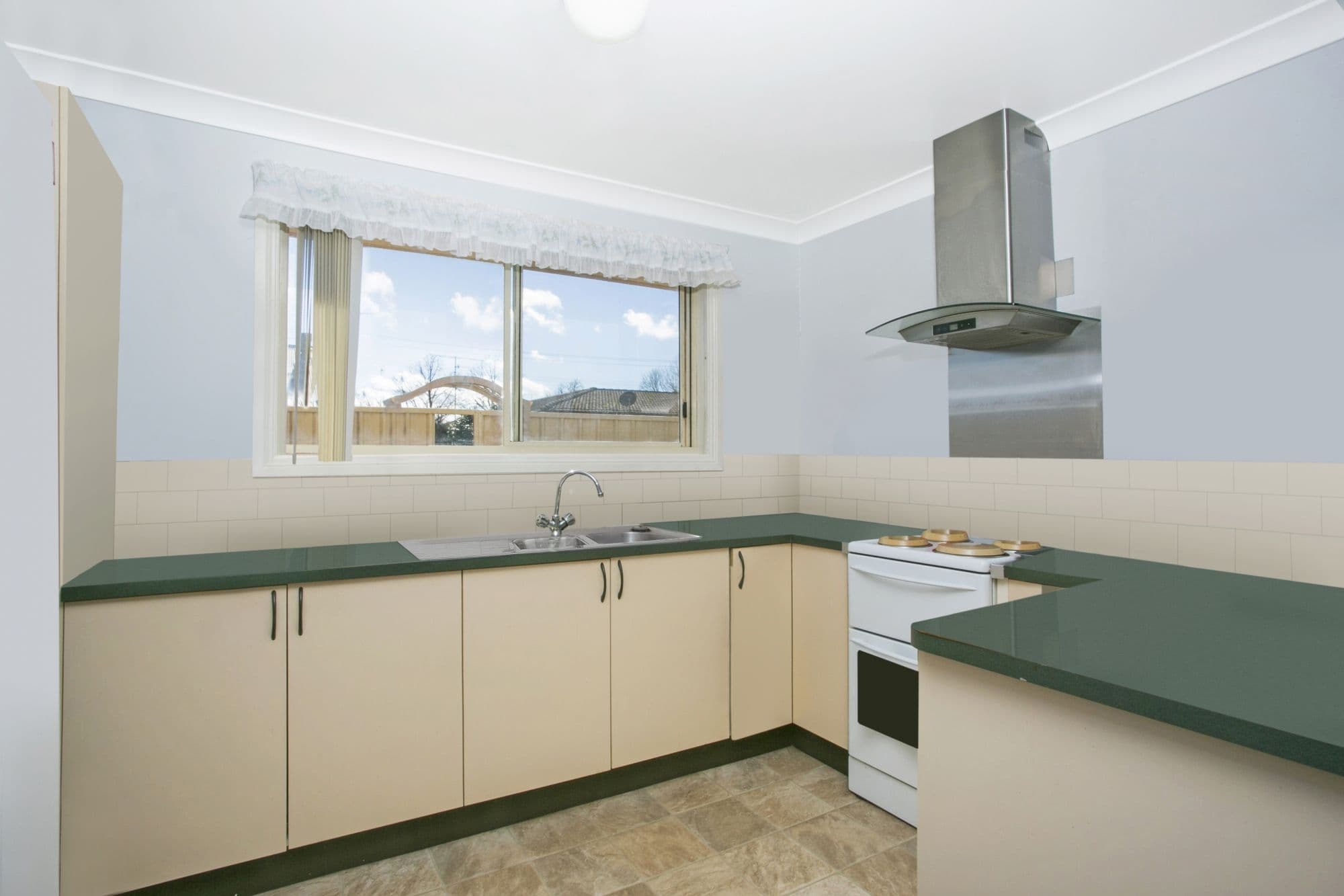 28 Lagoon Street, Goulburn - Thumbnail 5