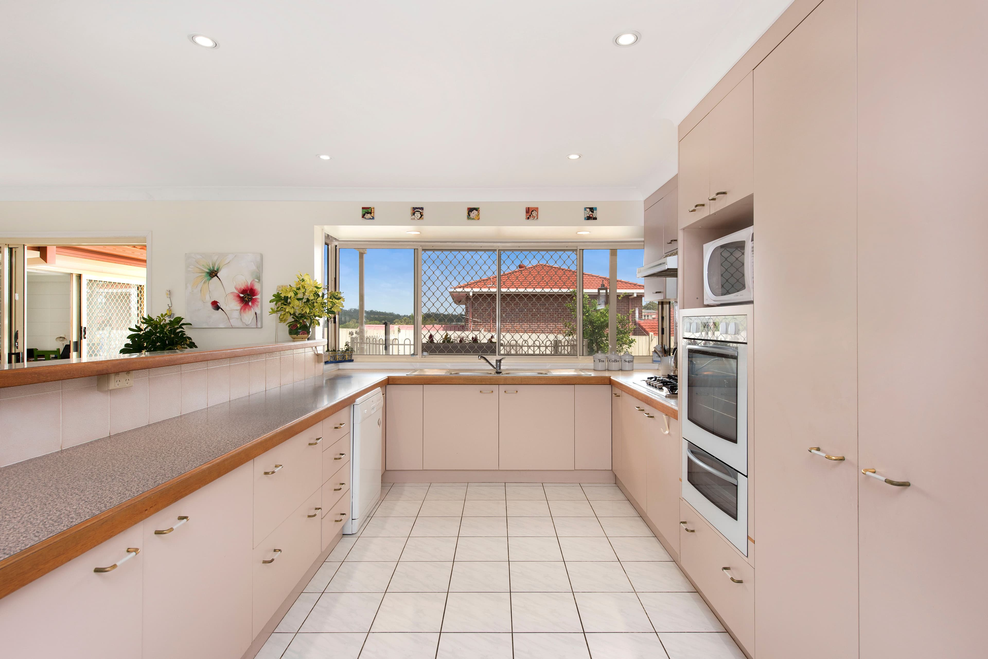 91 Azalea Crescent, Calamvale QLD 4116, Calamvale - Thumbnail 2