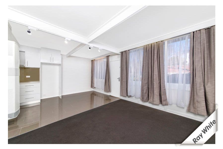 126 Henderson Road, Crestwood NSW 2620, Crestwood - Thumbnail 4