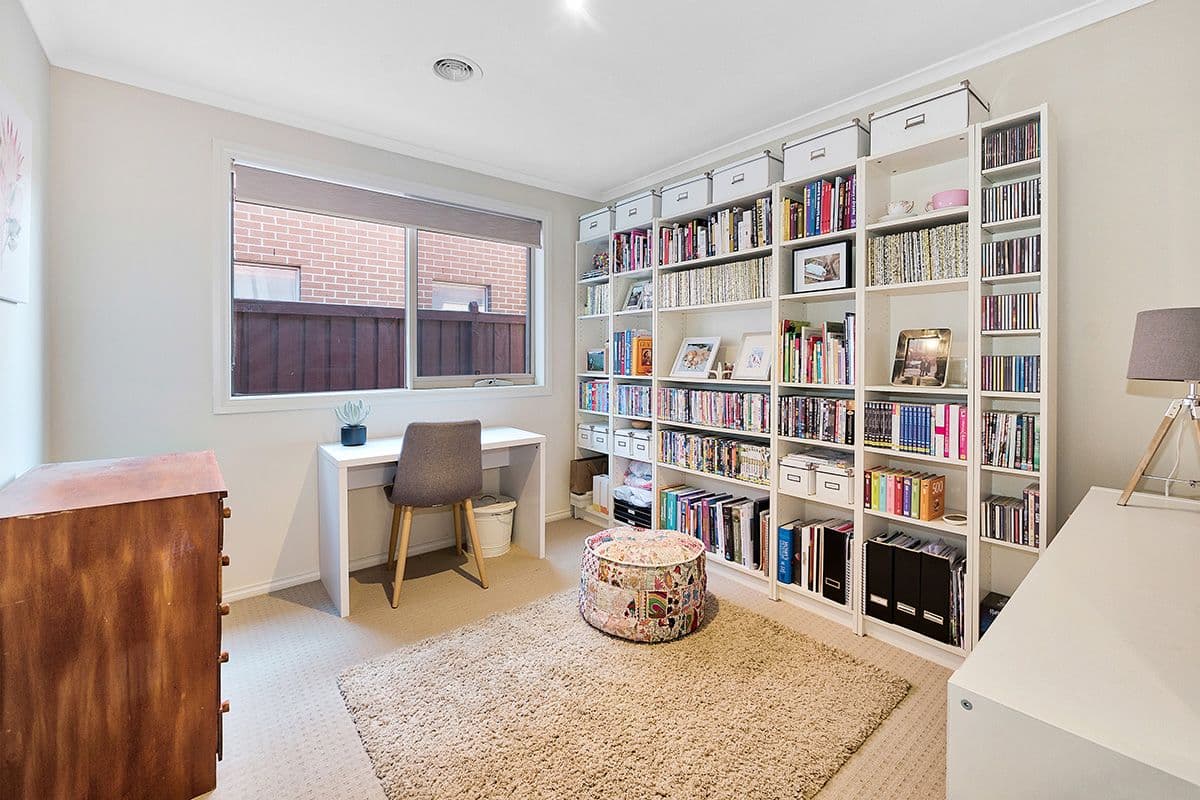 5 Frankland Street, Cranbourne East VIC 3977, Cranbourne East - Thumbnail 2