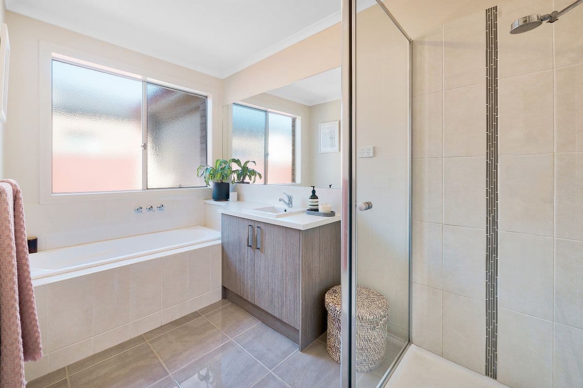 5 Frankland Street, Cranbourne East VIC 3977, Cranbourne East - Thumbnail 6