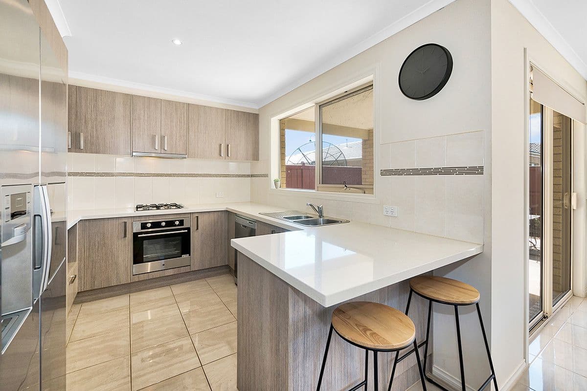5 Frankland Street, Cranbourne East VIC 3977, Cranbourne East - Thumbnail 8