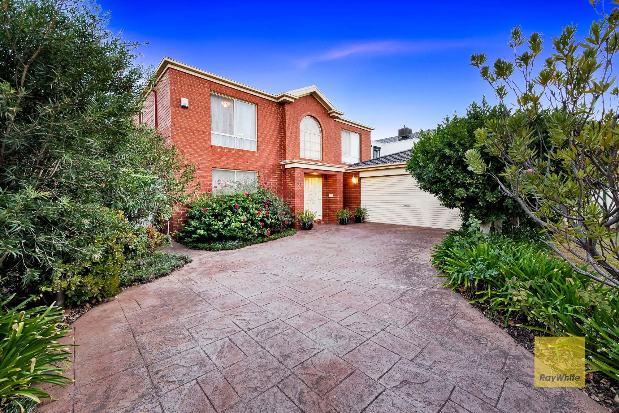 21 Brookville Avenue, Werribee VIC 3030, Werribee - Image 1