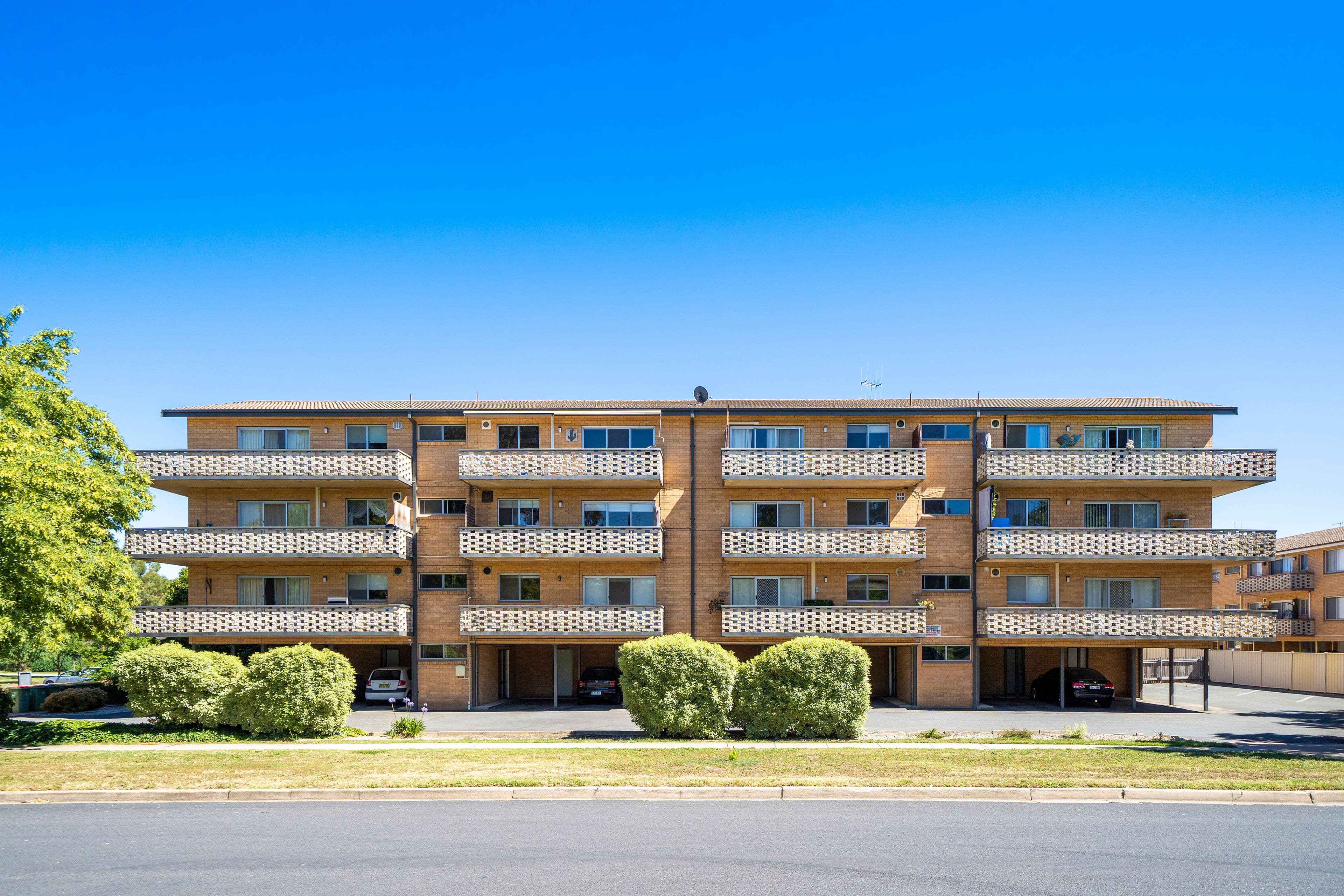 60 Trinculo Place, Queanbeyan East NSW 2620, Queanbeyan East - Image 1