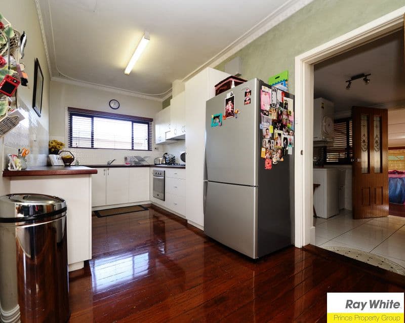 27 Ivanhoe Street, MORLEY WA 6062, Morley - Thumbnail 3