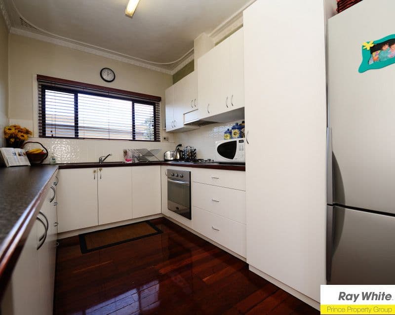 27 Ivanhoe Street, MORLEY WA 6062, Morley - Thumbnail 4