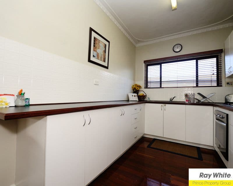 27 Ivanhoe Street, MORLEY WA 6062, Morley - Thumbnail 5