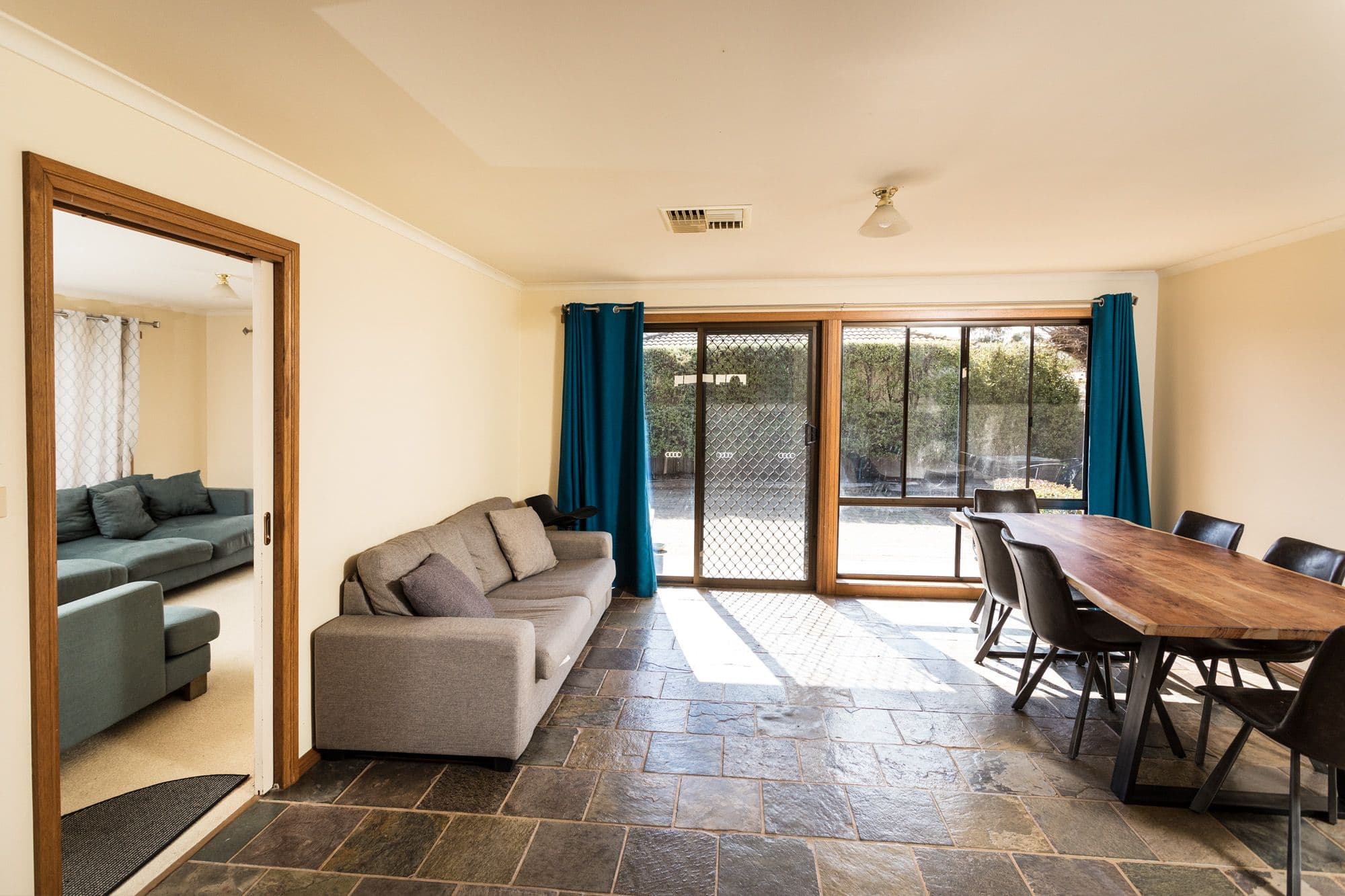 7 Skilton Avenue, Tatura VIC 3616, Tatura - Thumbnail 2