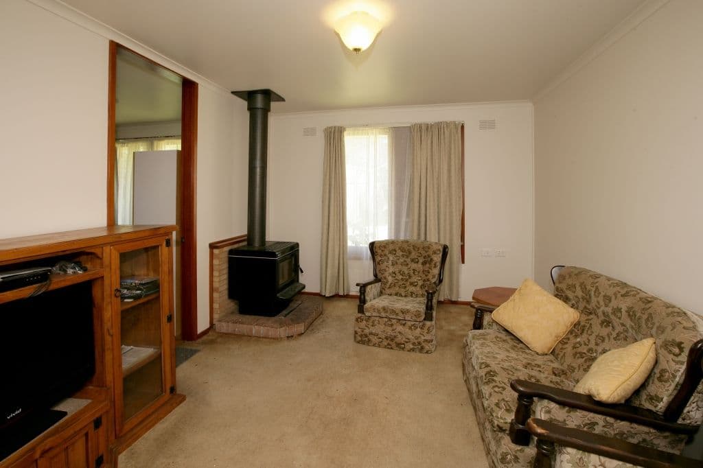 13 Menzies Avenue, KOORINGAL NSW 2650, Kooringal - Thumbnail 6