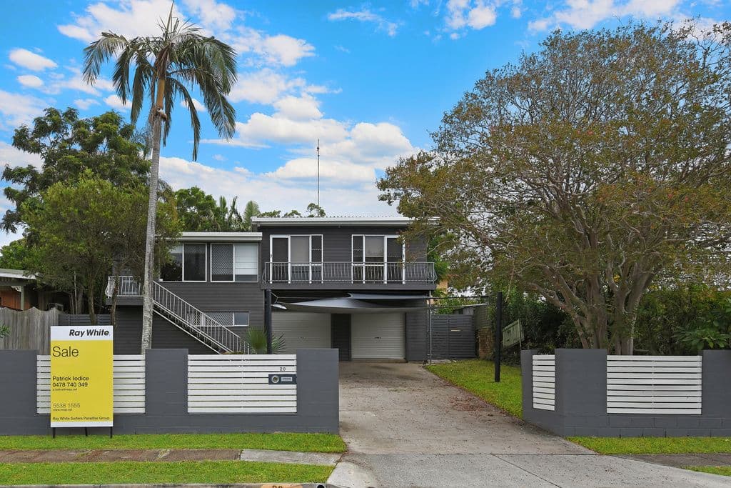 20 Geoffrey Avenue, Southport QLD 4215, Southport - Thumbnail 2