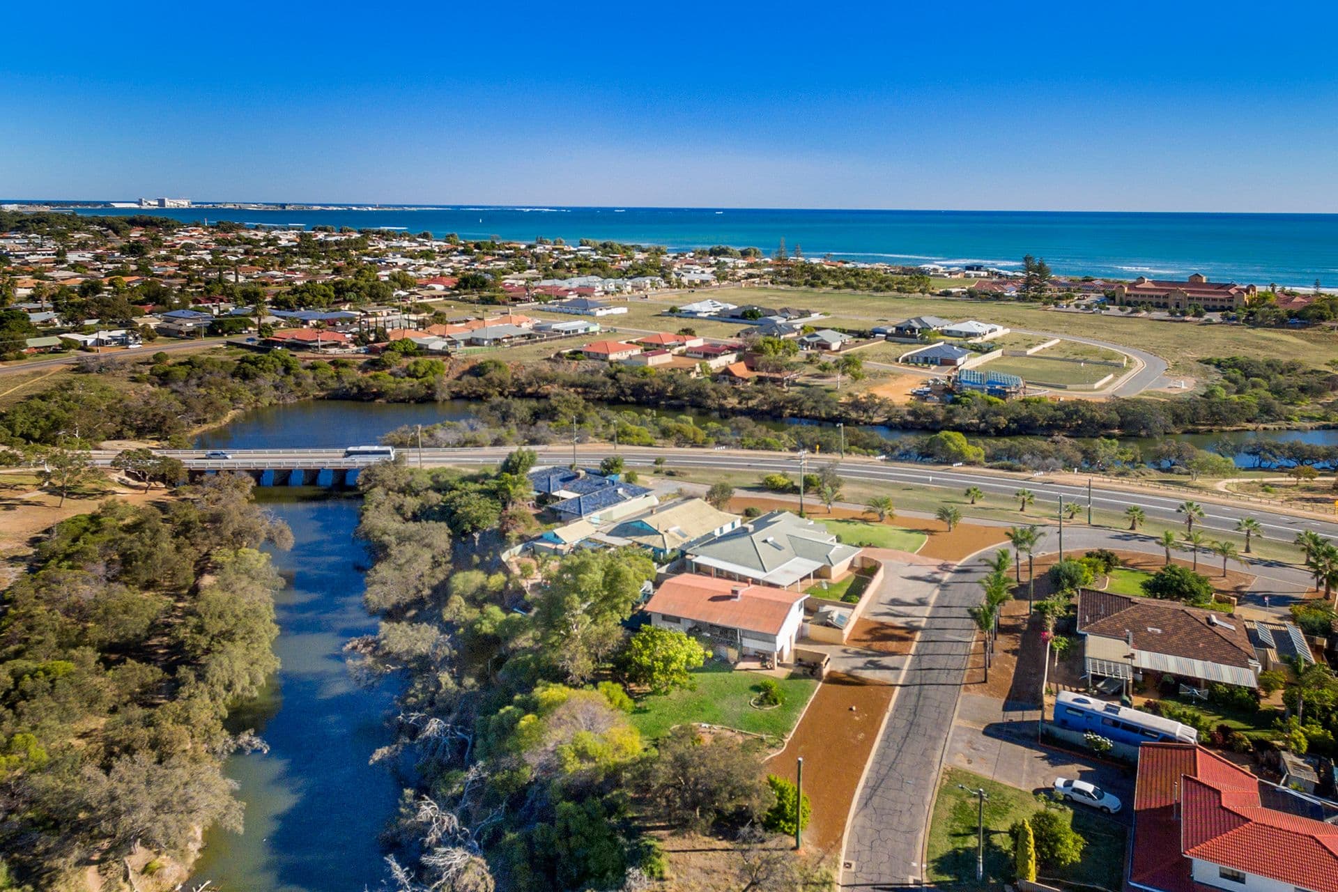 4 Park Avenue, Sunset Beach WA 6530, Sunset Beach - Thumbnail 6