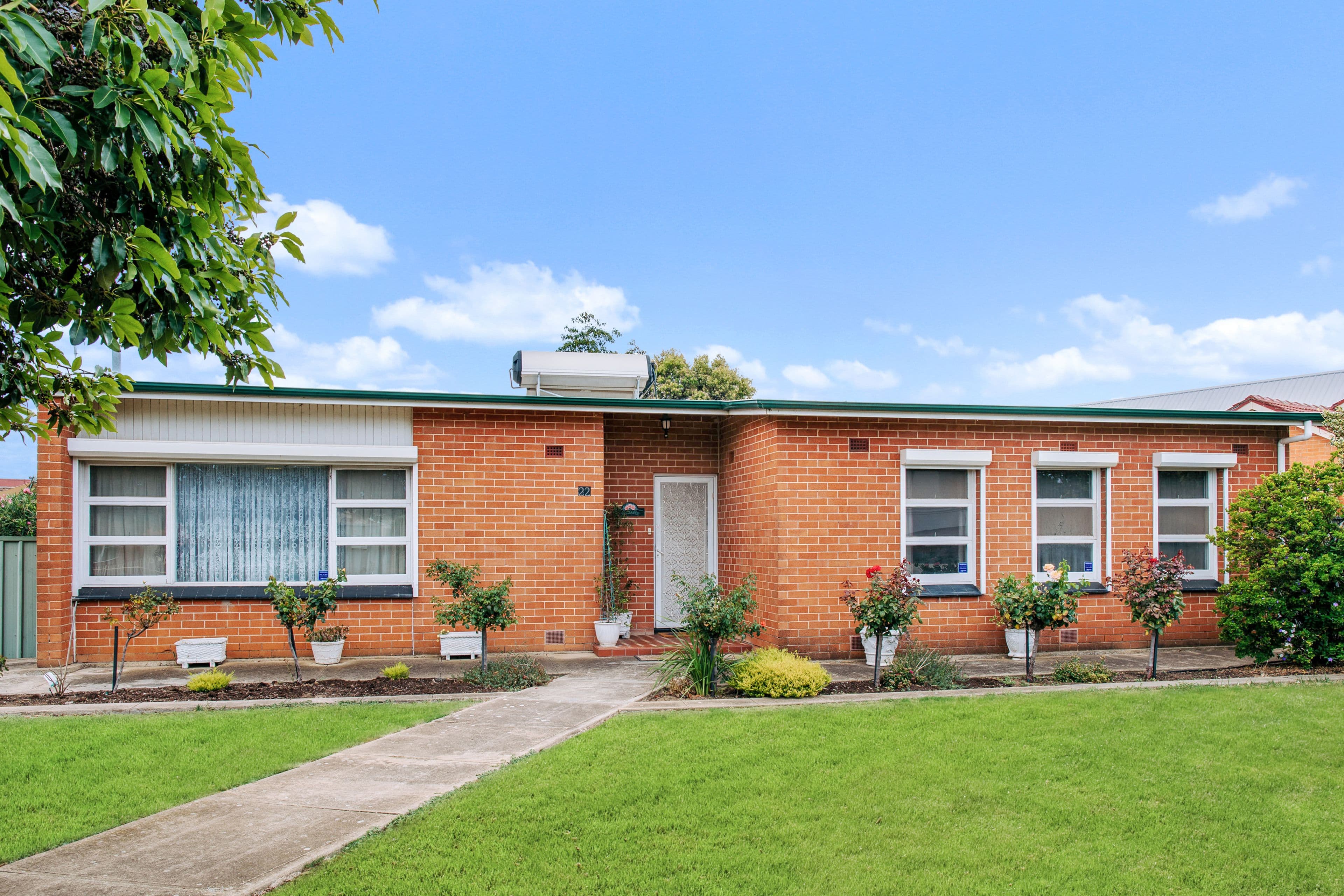 22 Cowley Avenue, Dudley Park SA 5008, Dudley Park - Thumbnail 2