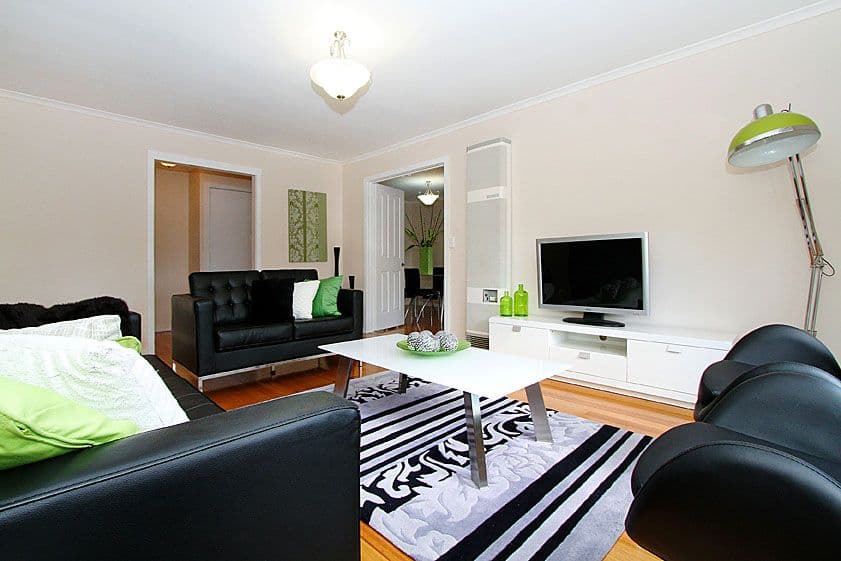 32 Hinkler Drive, MILL PARK VIC 3082, Mill Park - Thumbnail 7