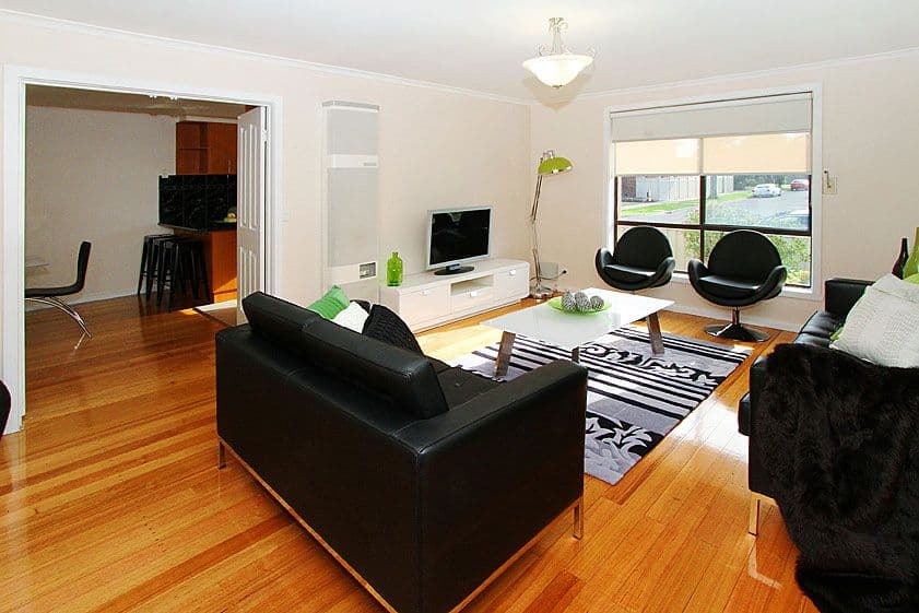 32 Hinkler Drive, MILL PARK VIC 3082, Mill Park - Thumbnail 8