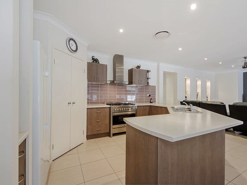49 Temple Island Circuit, OXENFORD QLD 4210, Oxenford - Thumbnail 3