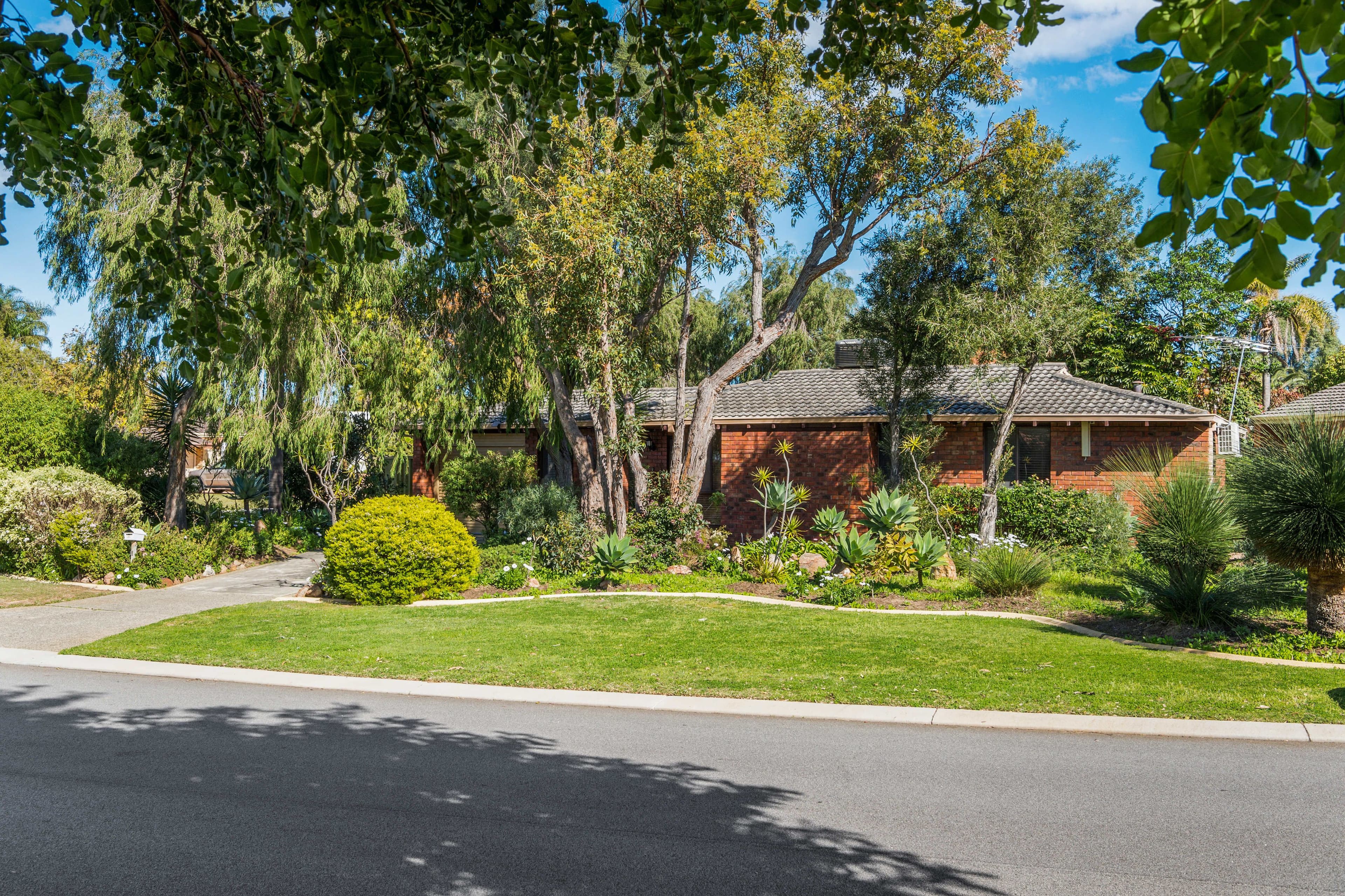 1 Angus Court, Duncraig WA 6023, Duncraig - Image 1