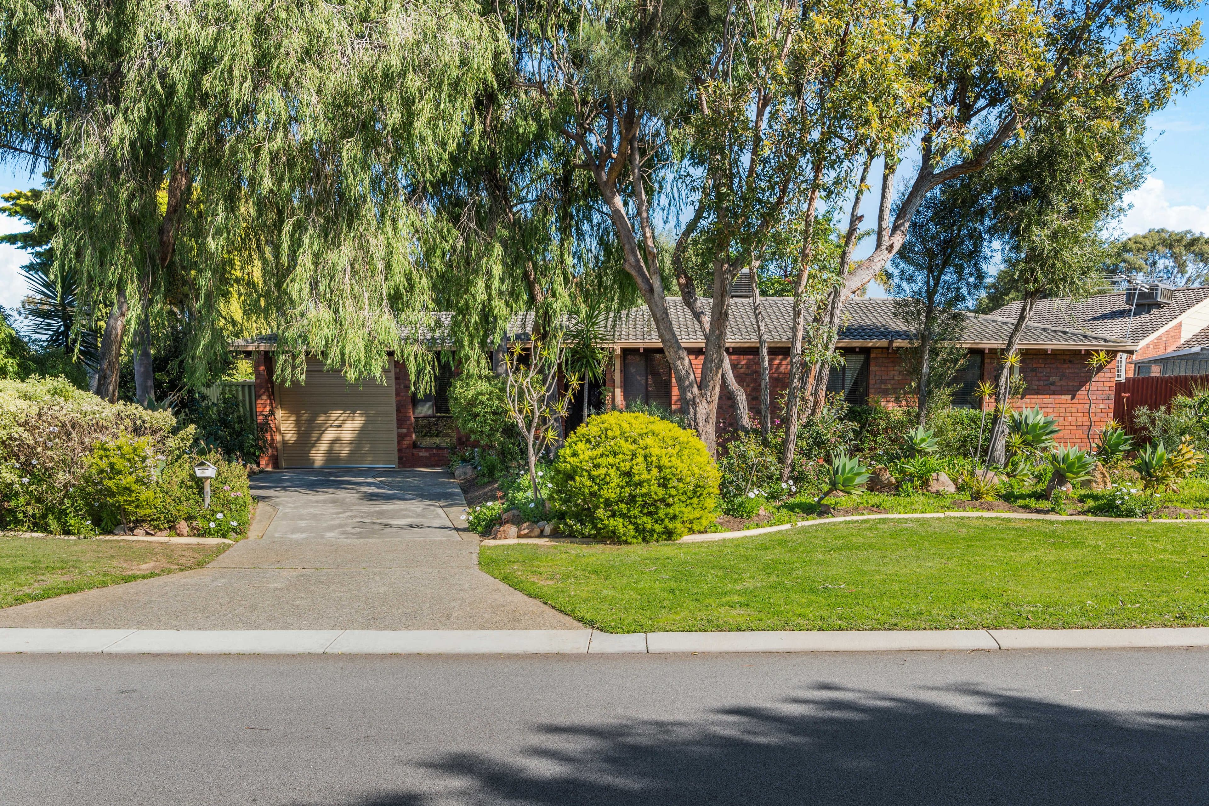1 Angus Court, Duncraig WA 6023, Duncraig - Thumbnail 2