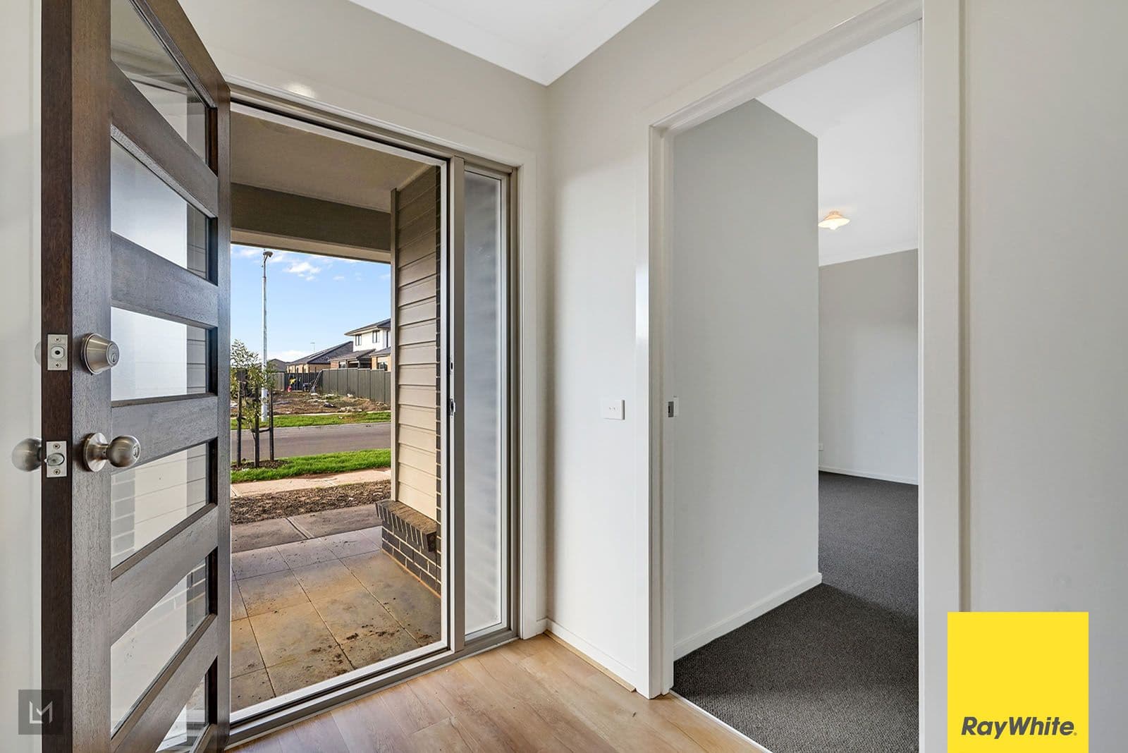 14 Rathdowne Road, Werribee VIC 3030, Werribee - Thumbnail 3