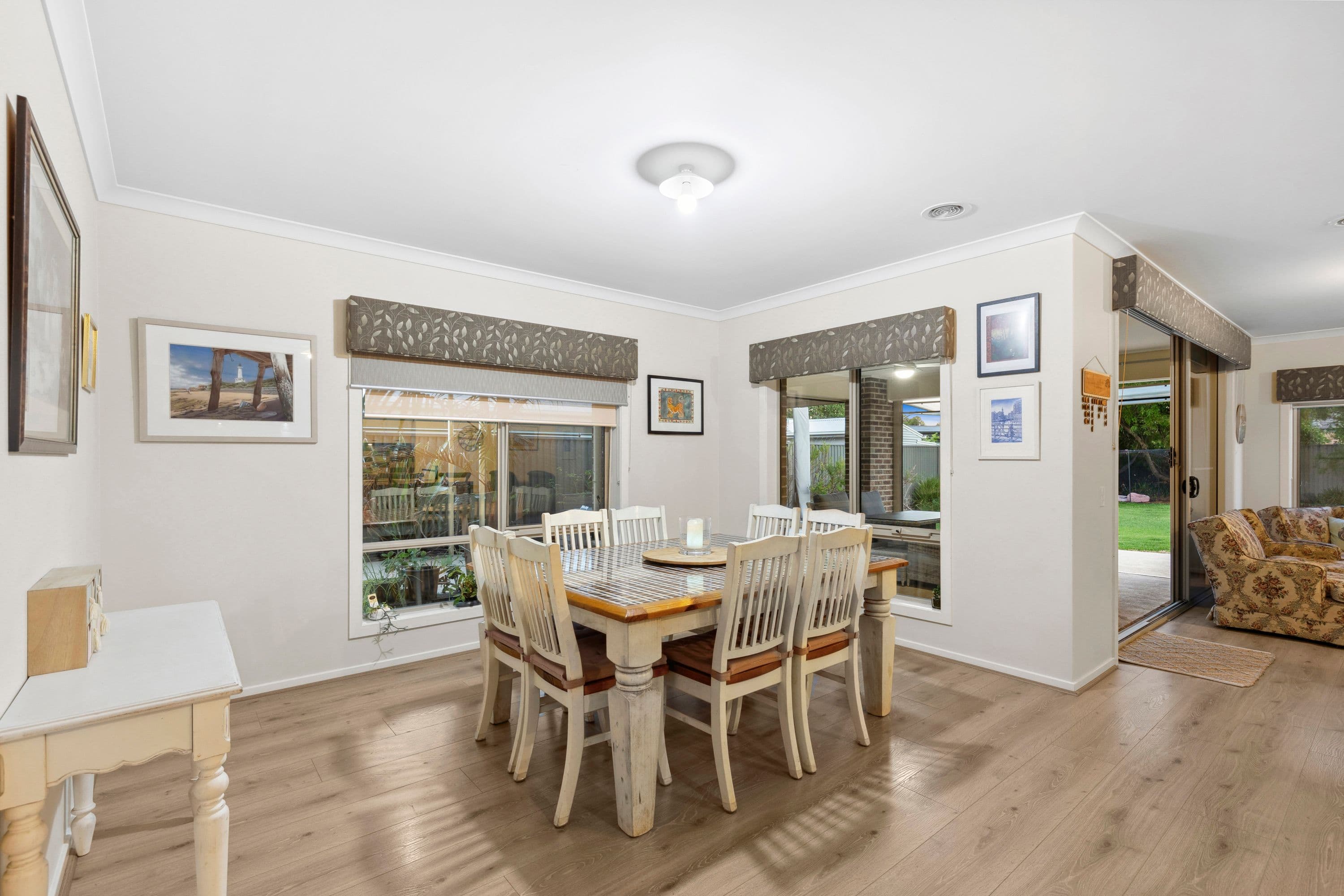 12 Eastlakes Boulevard, Lara VIC 3212, Lara - Thumbnail 8