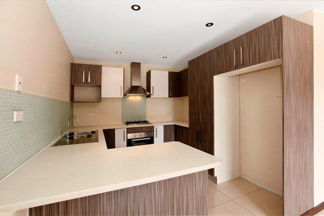 106 Darebin Boulevard, RESERVOIR VIC 3073, Reservoir - Thumbnail 2