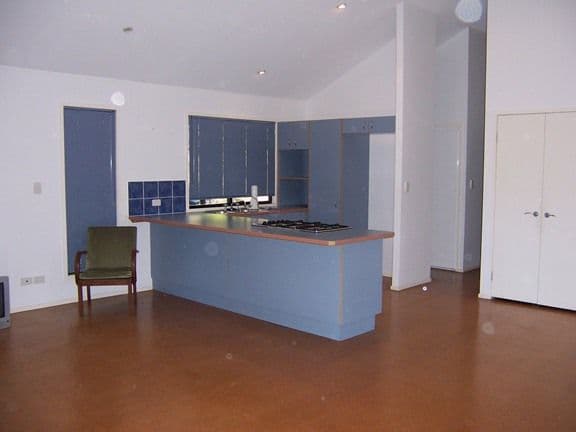 94 Highfield Rise, POMONA QLD 4568, Pomona - Thumbnail 2