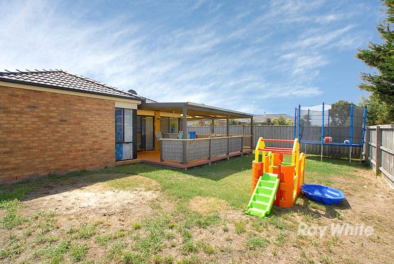 4 Hadley Circuit, NARRE WARREN SOUTH VIC 3805, Narre Warren South - Thumbnail 8