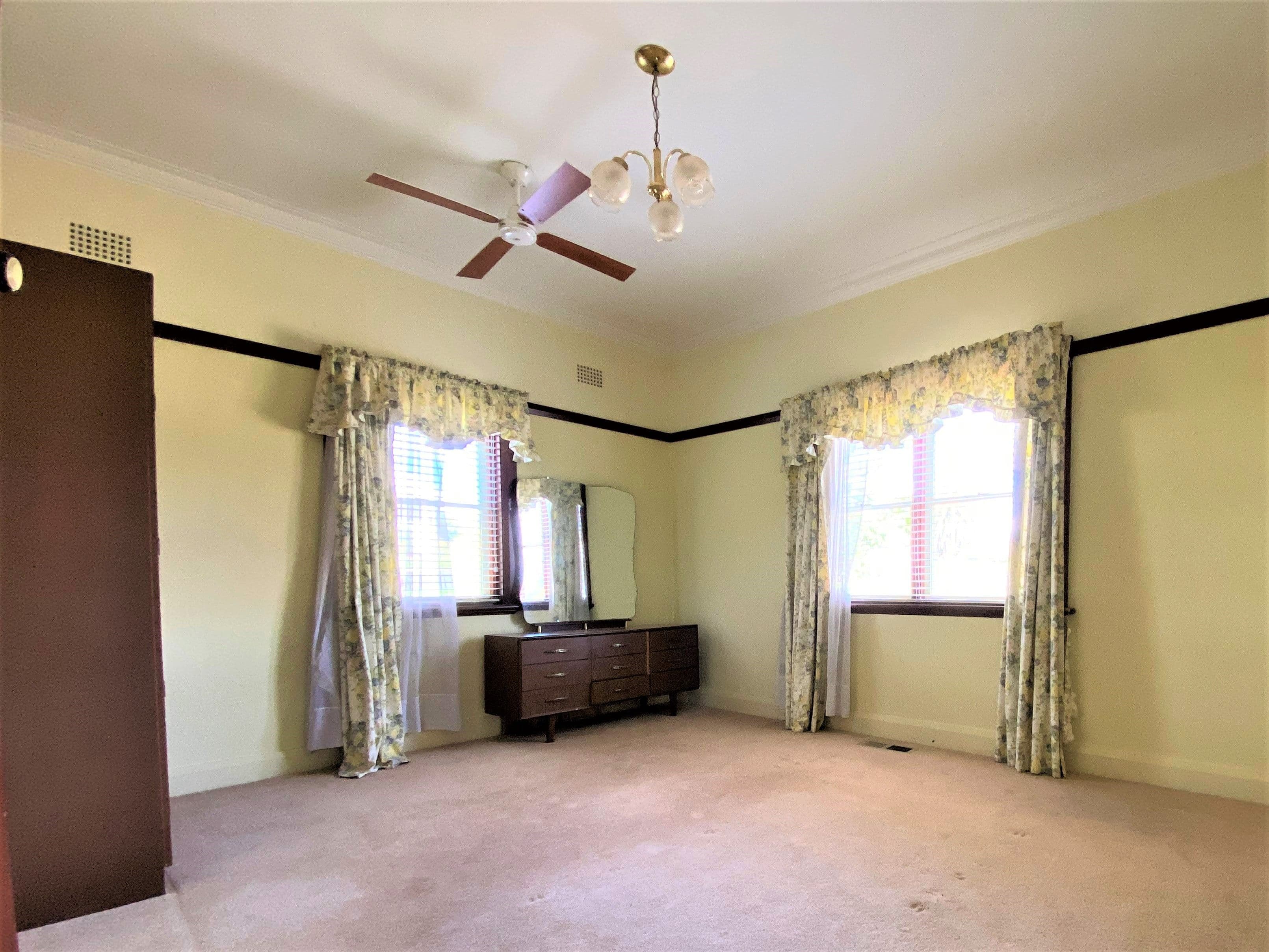 71 Nasmyth Street, Young NSW 2594, Young - Thumbnail 6