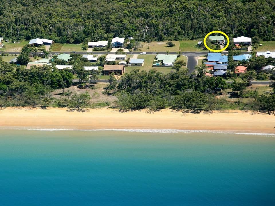 47 HOLLAND Street, WONGALING BEACH QLD 4852, Wongaling Beach - Thumbnail 2