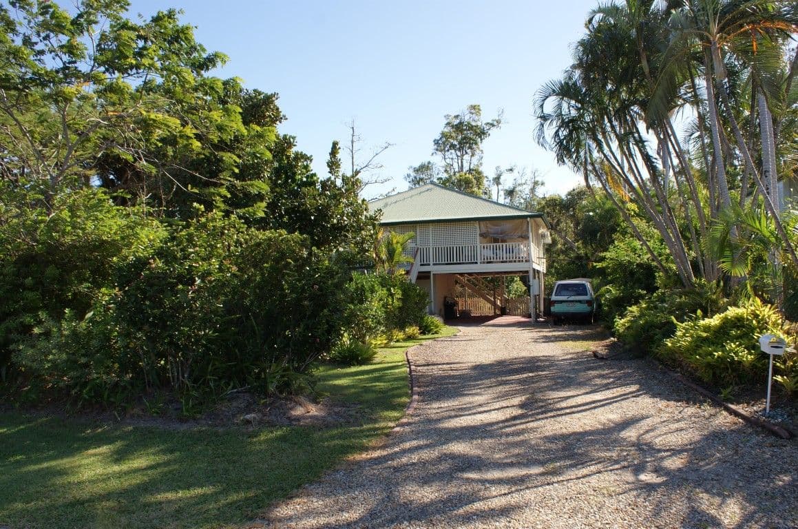 47 HOLLAND Street, WONGALING BEACH QLD 4852, Wongaling Beach - Thumbnail 3