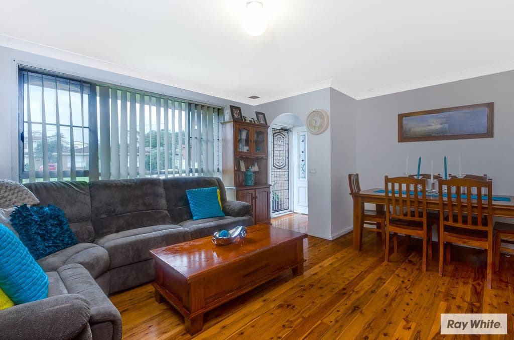 28 St James Crescent, DAPTO NSW 2530, Dapto - Thumbnail 2