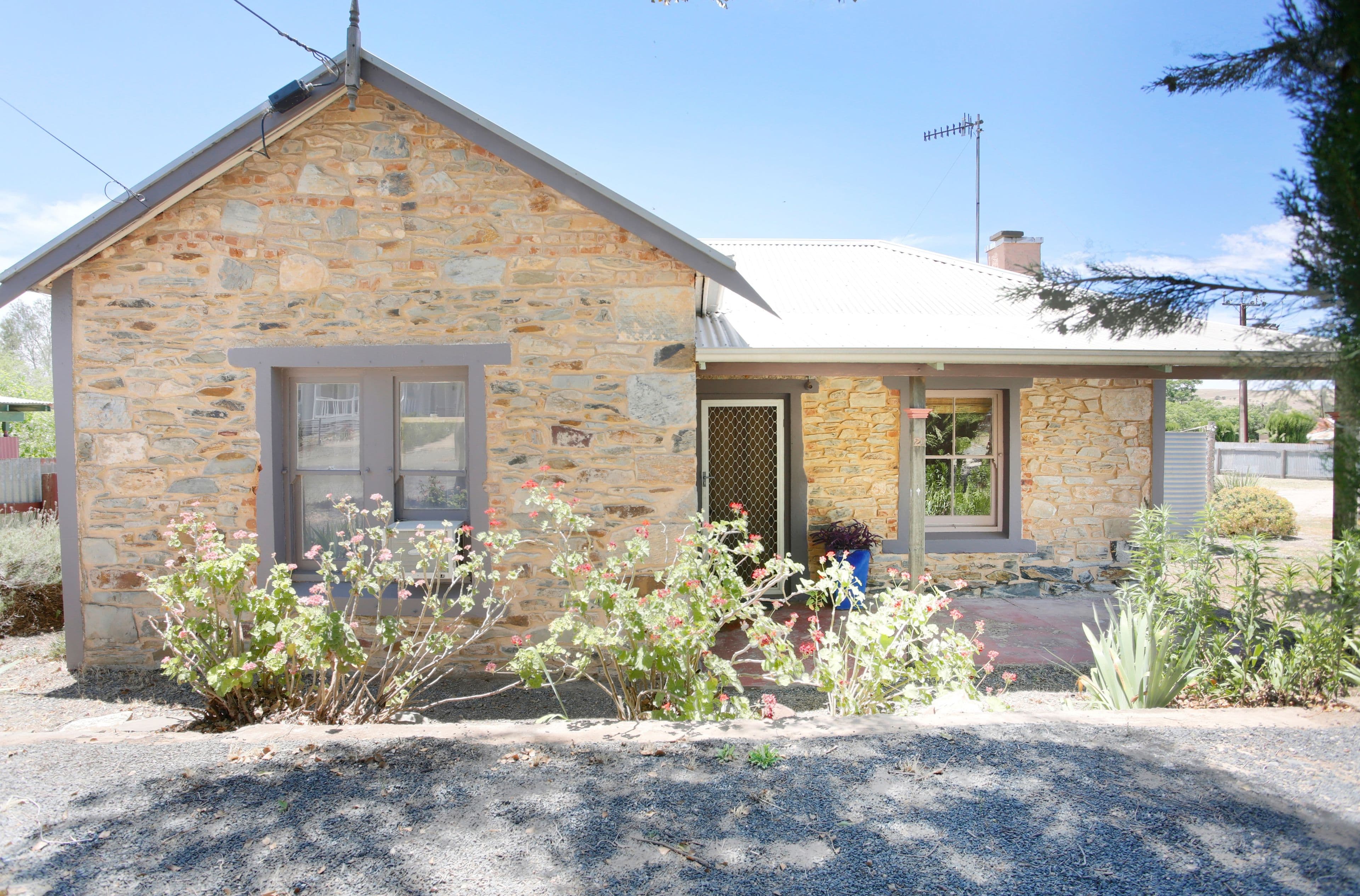 21 Queen Street, Burra SA 5417, Burra - Image 1