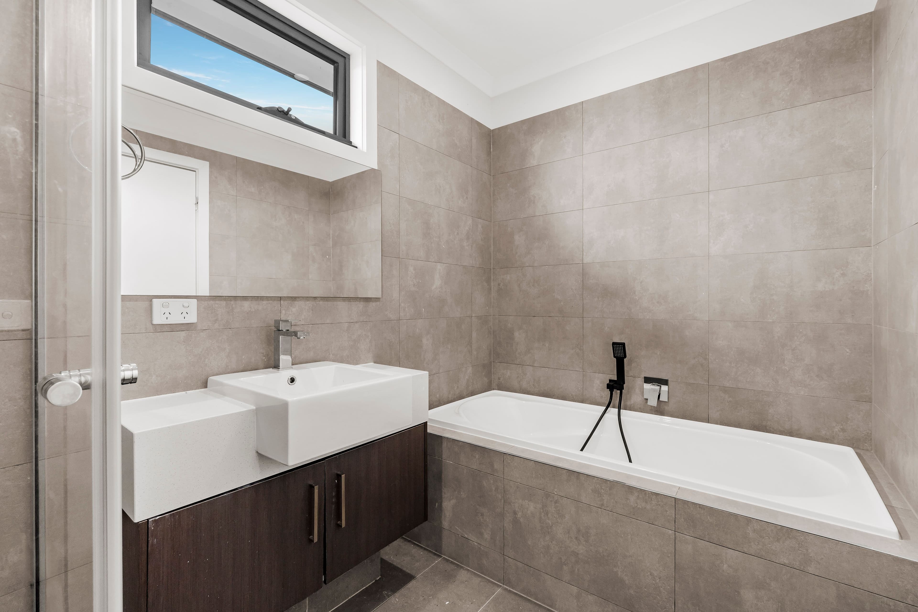 8 Silver Ash Avenue, Ashwood VIC 3147, Ashwood - Thumbnail 7