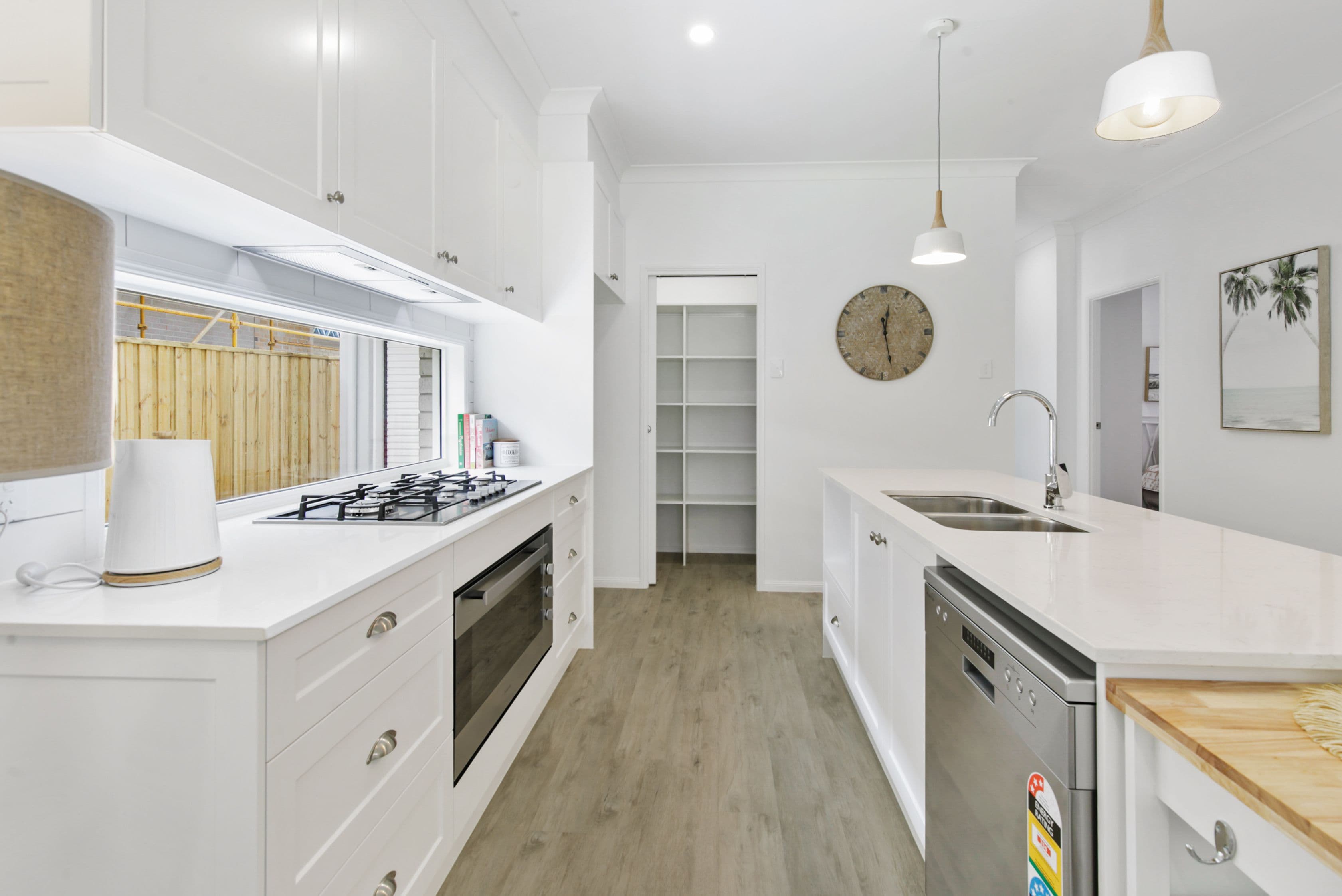 16 Waterhousia Crescent, Birkdale QLD 4159, Birkdale - Thumbnail 3