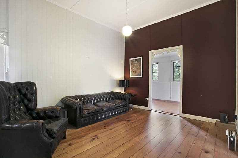 9 Kilkivan Avenue, Kenmore QLD 4069, Kenmore - Thumbnail 4