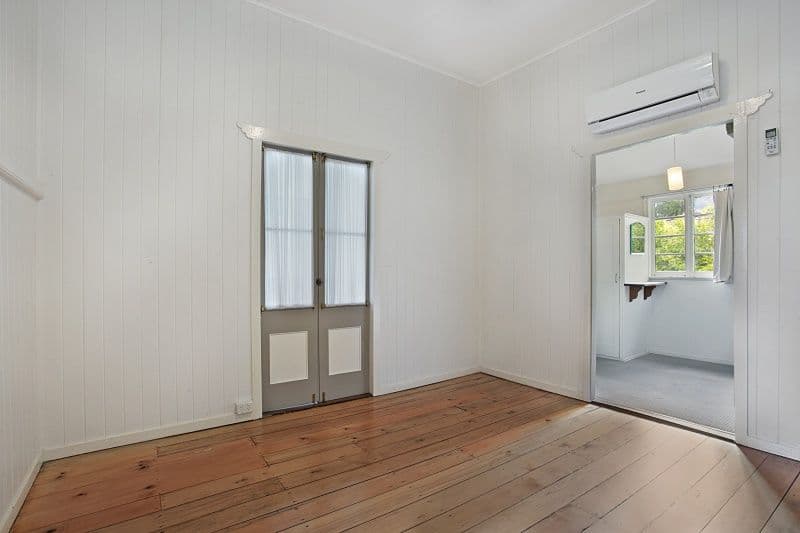 9 Kilkivan Avenue, Kenmore QLD 4069, Kenmore - Thumbnail 8