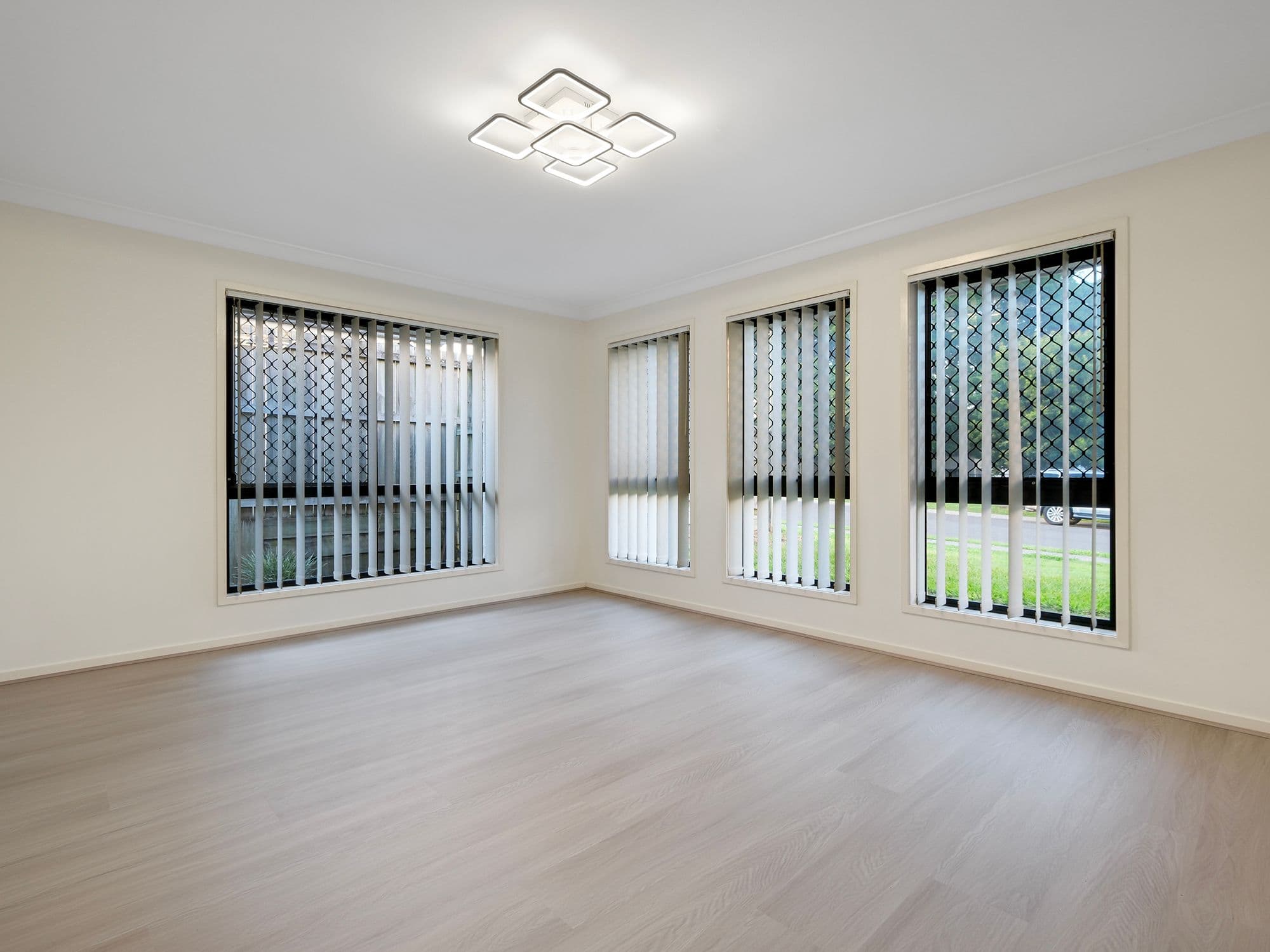 57 Littleton Road, Richlands QLD 4077, Richlands - Thumbnail 4