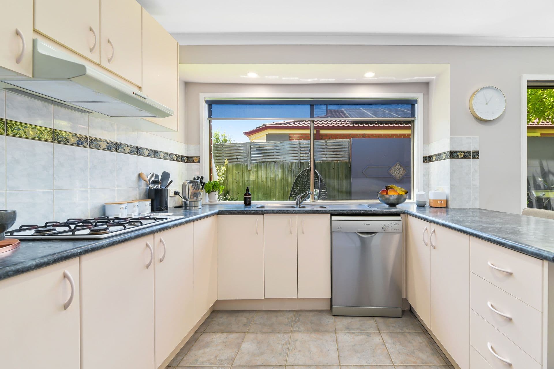 2 Delhuntly Rise, Narre Warren South VIC 3805, Narre Warren South - Thumbnail 5