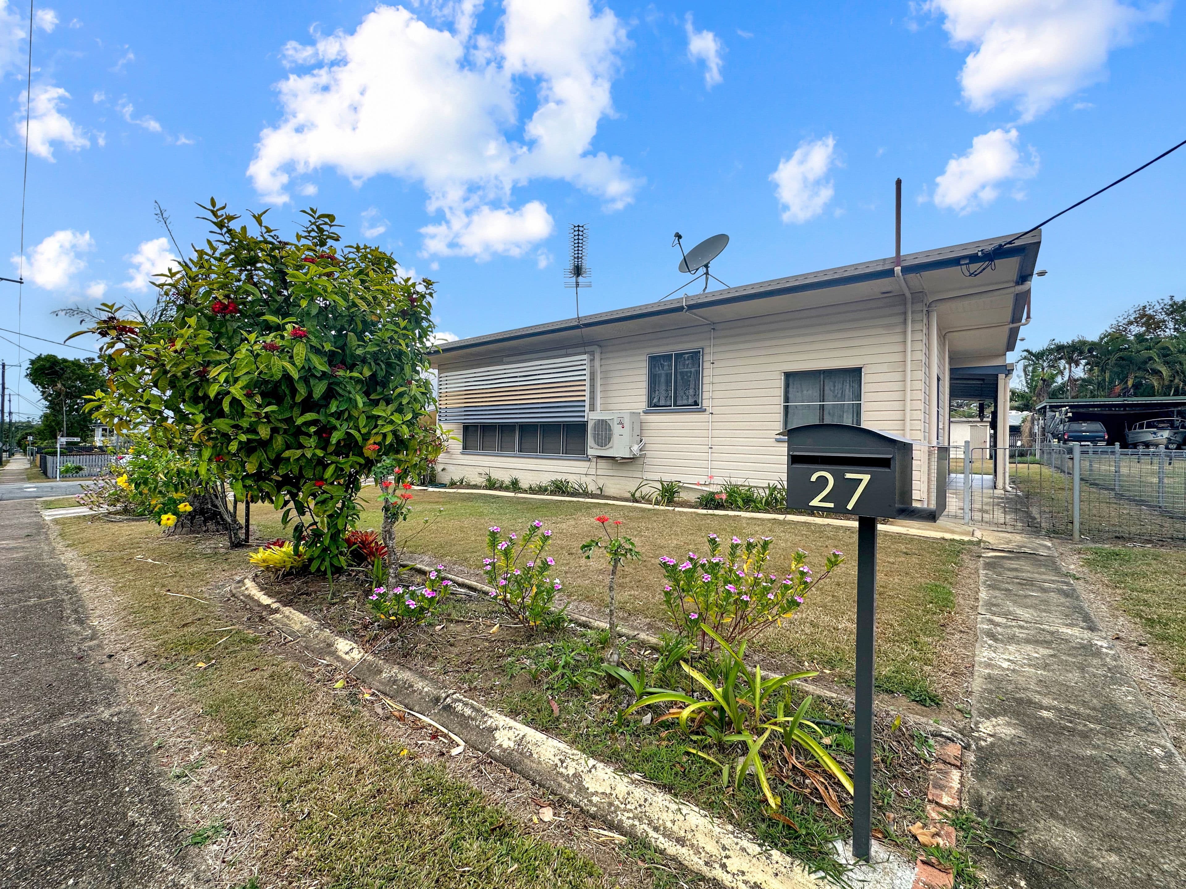 27 Anzac Street, Sarina QLD 4737, Sarina - Thumbnail 2