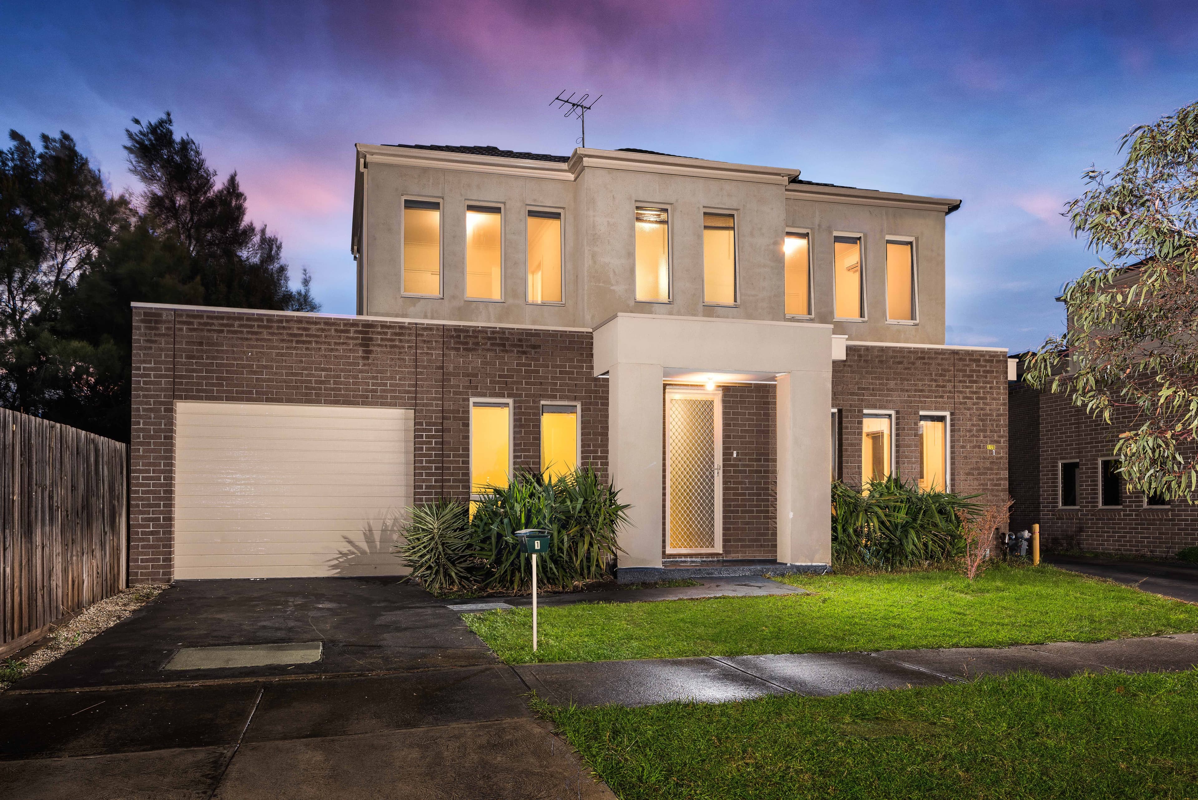 20 Reefton Court, South Morang VIC 3752, South Morang - Thumbnail 2